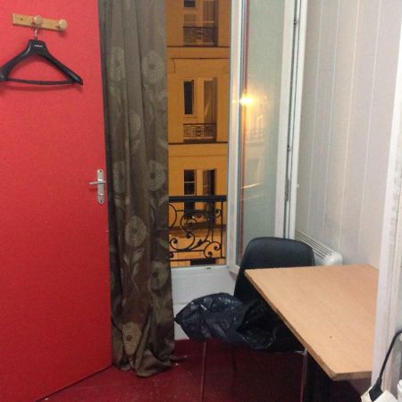 Hotel Cyrano Voltaire Париж Екстер'єр фото